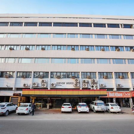 Shivoy Hotel Gorakhpur Dış mekan fotoğraf
