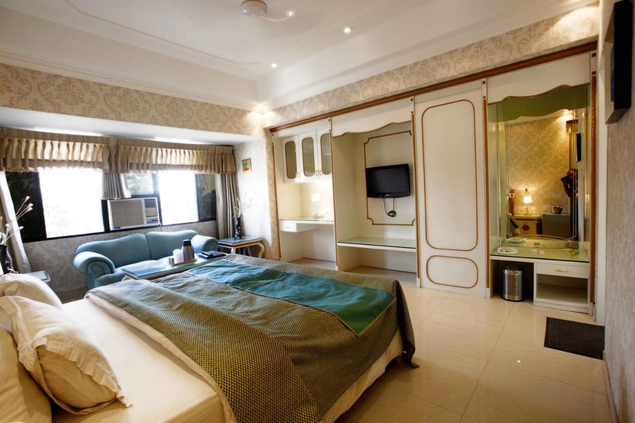 Shivoy Hotel Gorakhpur Dış mekan fotoğraf