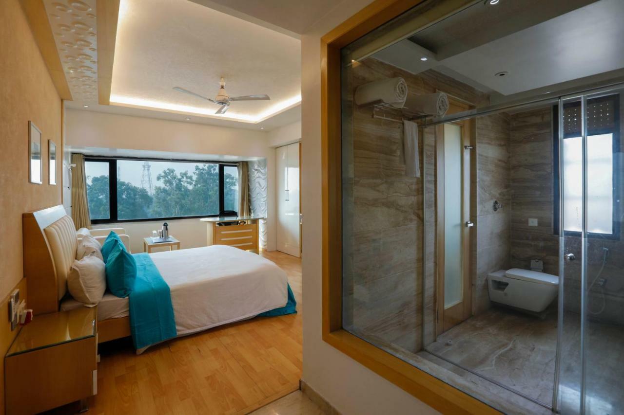 Shivoy Hotel Gorakhpur Dış mekan fotoğraf